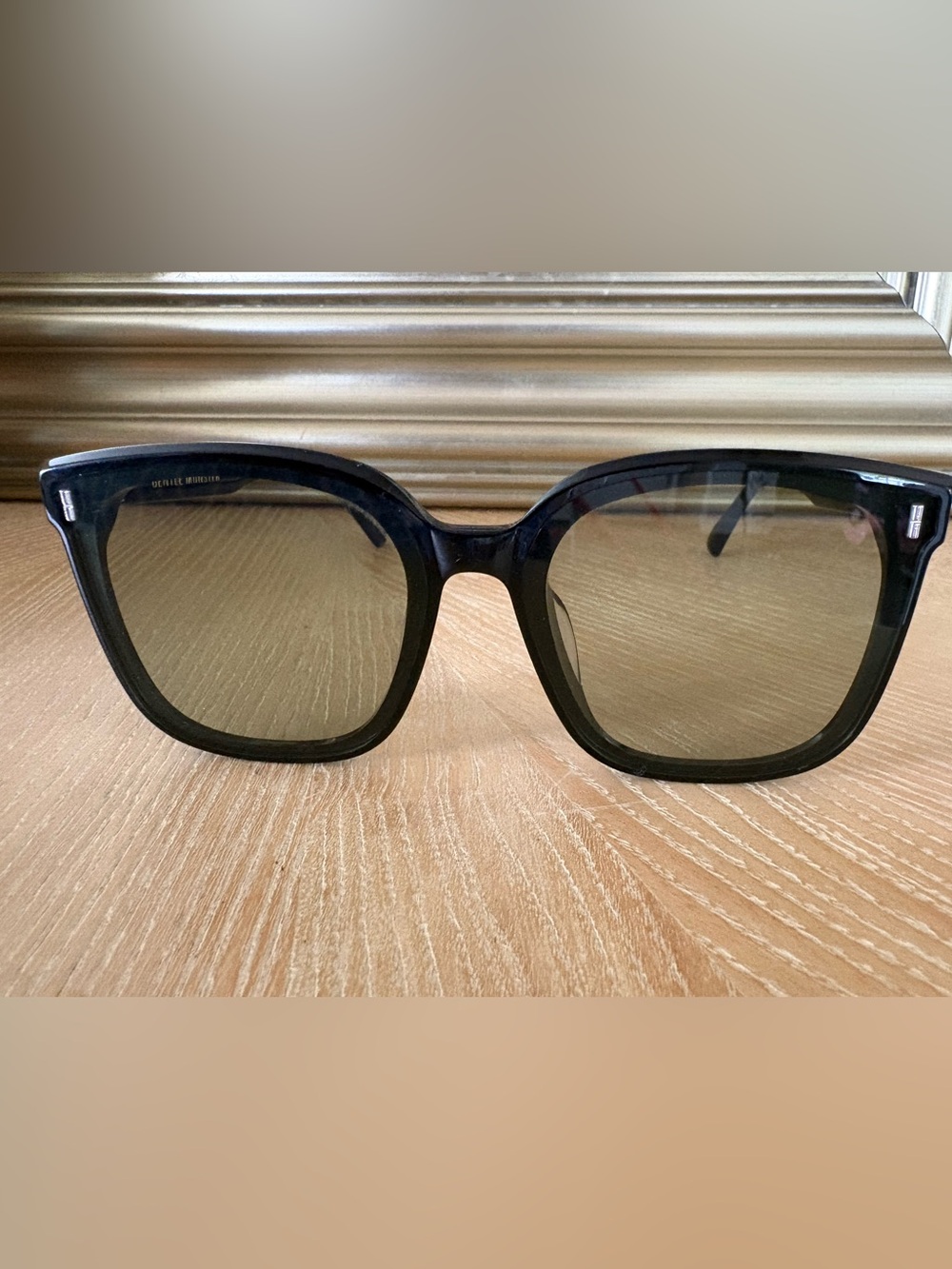 Gentle monster Frida sunglasses